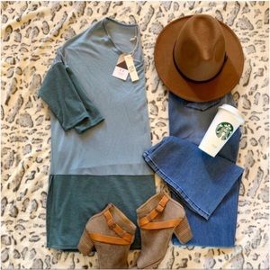 MUST GO, SALE ENDS 12/28 3/4 Sleeve Tunic